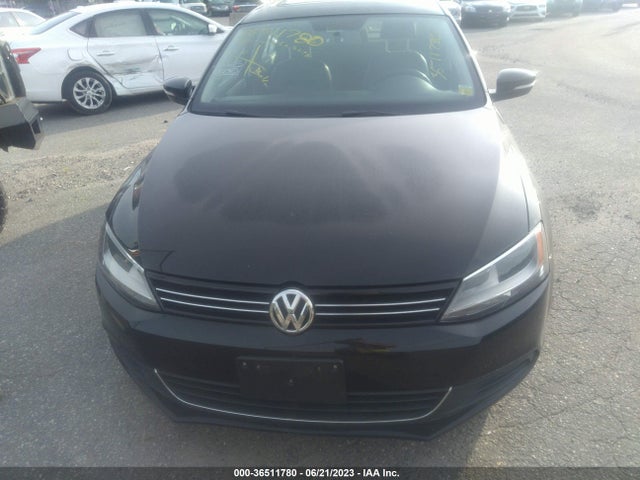 3VWD17AJ6EM353343 Volkswagen Jetta Sedan Se