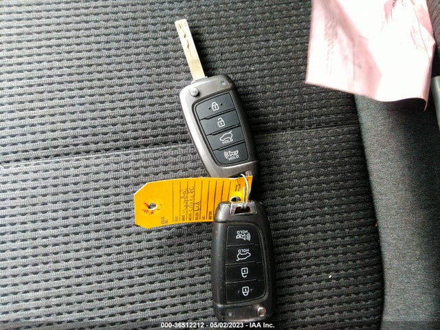 Hyundai Santa Fe Se 2019 5NMS2CAD8KH120105 Image 3
