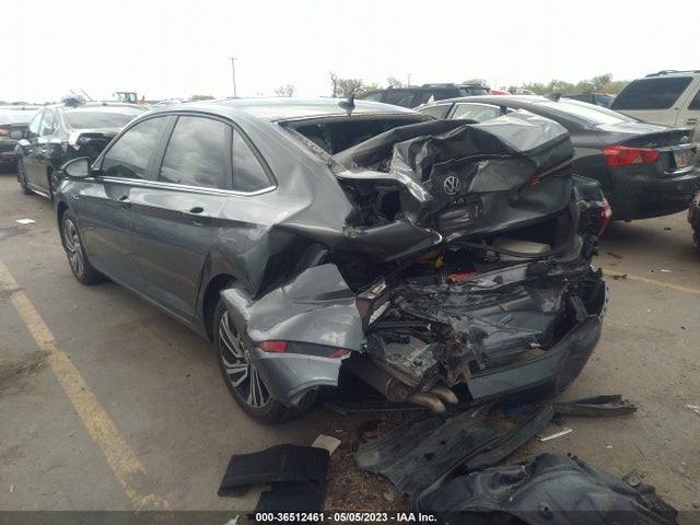 3VWE57BU0MM088032 Volkswagen JETTA SEL