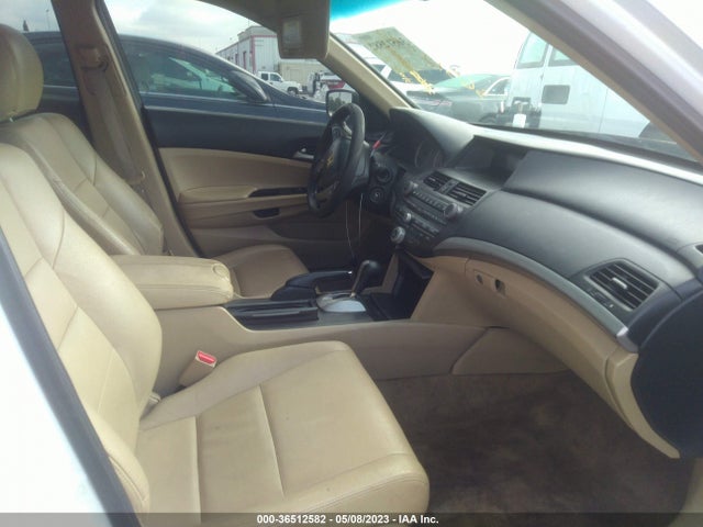 2011 HONDA ACCORD SDN LX VIN: 1HGCP2F37BA061933