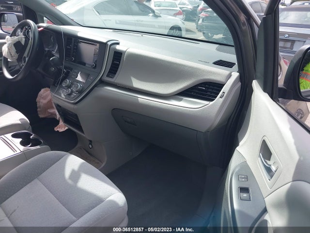 Toyota SIENNA LE 2020 5TDKZ3DC5LS061933 Image 7