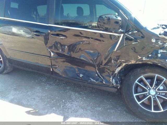2C4RDGCGXHR842388 Dodge Grand Caravan Sxt