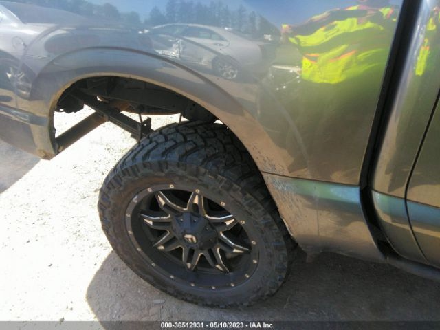 1N6AA1E5XJN543644 Nissan TITAN SV