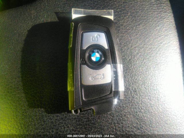 WBA3B1G56ENT01412 BMW 3 Series 320i