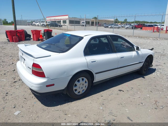 1995 HONDA ACCORD LX/EX VIN: 1HGCD5531SA036764