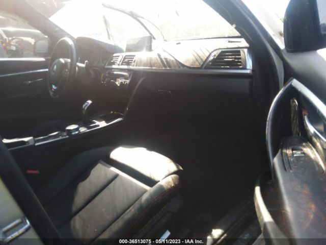 WBA8B9G35HNU54158 BMW 3 Series 330i
