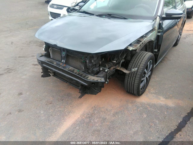 3VWDB7AJXHM318399 Volkswagen Jetta 1.4t Se