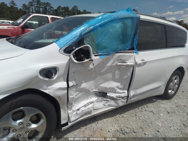 2C4RC1N7XJR230145 Chrysler Pacifica Hybrid Limited
