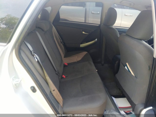 Toyota Prius Two 2014 JTDKN3DU5E0393493 Image 8