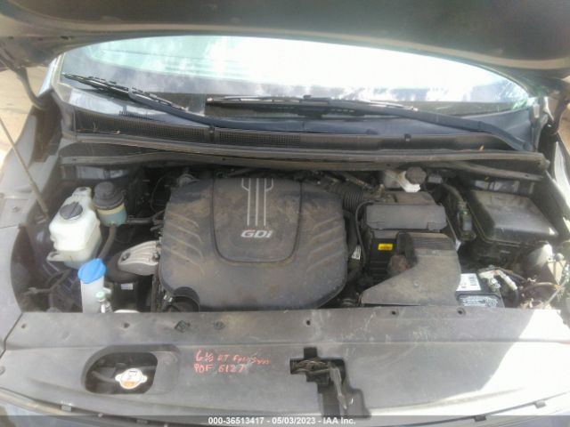 KNDMB5C16H6284398 KIA SEDONA LX