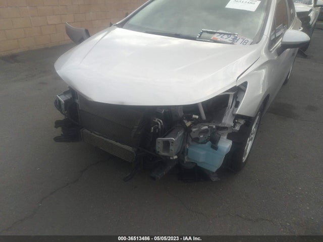 Chevrolet CRUZE LT 2018 1G1BE5SM1J7244202 Image 8