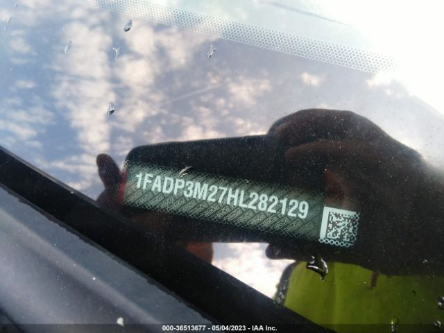 1FADP3M27HL282129 Ford FOCUS SEL