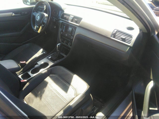 1VWBS7A32EC053127 Volkswagen Passat Se W/sunroof & Nav