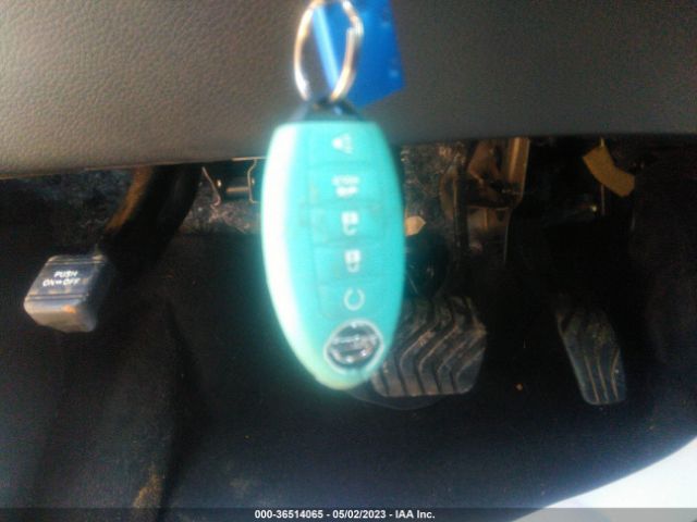 5N1AT2MT5JC732082 Nissan ROGUE SV