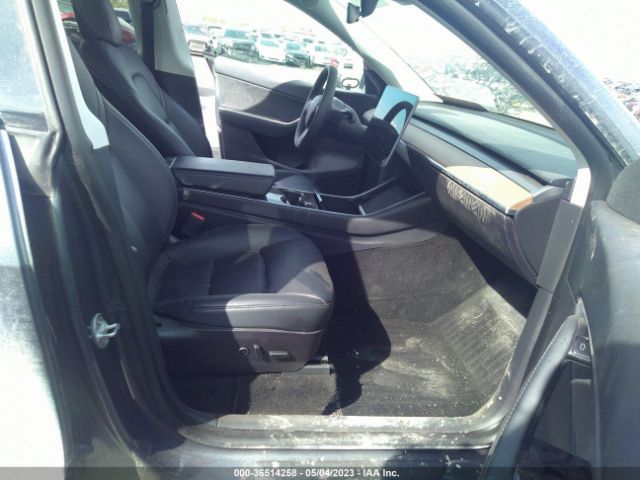 5YJYGDEE5MF074631 Tesla Model Y Long Range