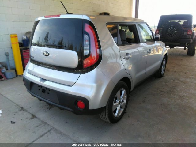 KNDJN2A20J7590114 KIA Soul Base