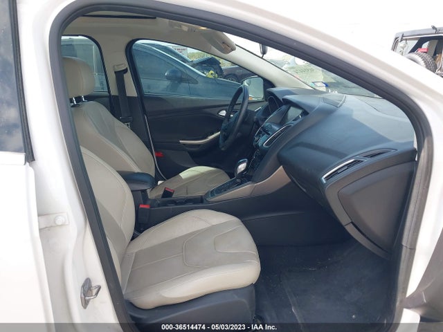 Ford Focus Titanium 2015 1FADP3J24FL240969 Image 6