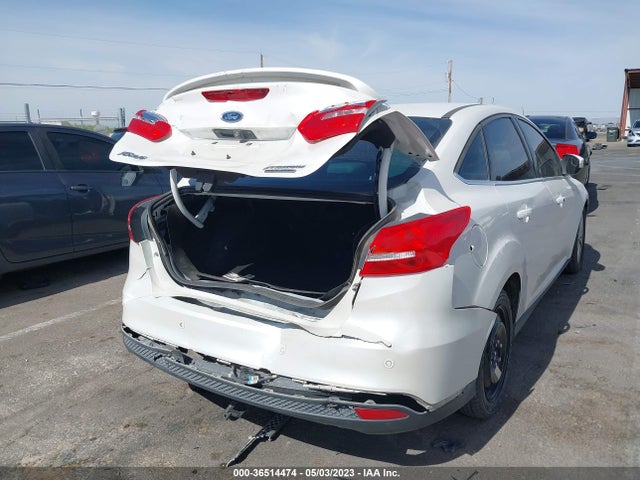 Ford Focus Titanium 2015 1FADP3J24FL240969 Image 7