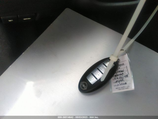 3N1AB7AP2HY362872 Nissan SENTRA SV