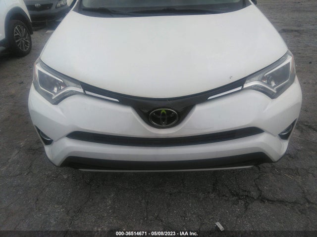 2018 TOYOTA RAV4 XLE VIN: JTMWFREV1JJ743800