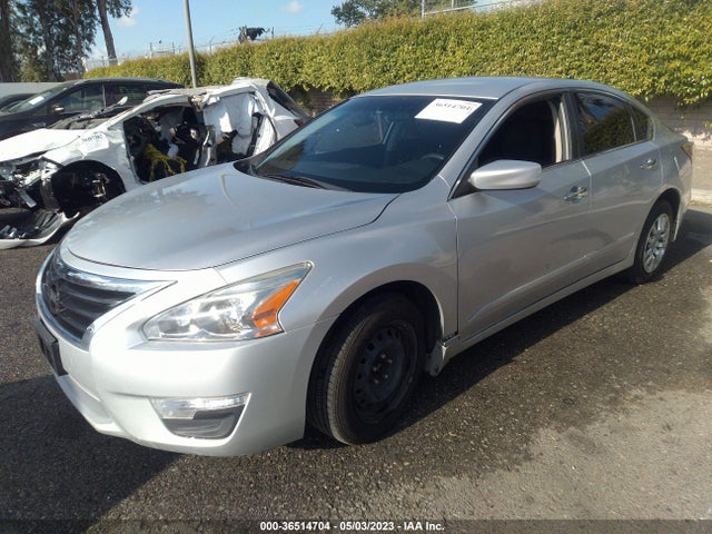 Nissan Altima 2.5 S 2015 1N4AL3AP9FN380112 Image 2