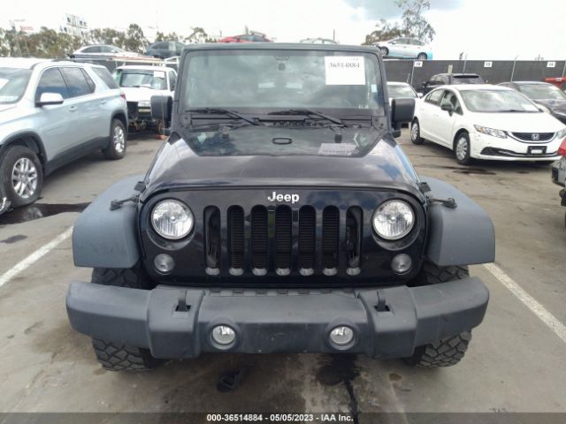 1C4BJWDG8EL281406 Jeep Wrangler Unlimited Sport