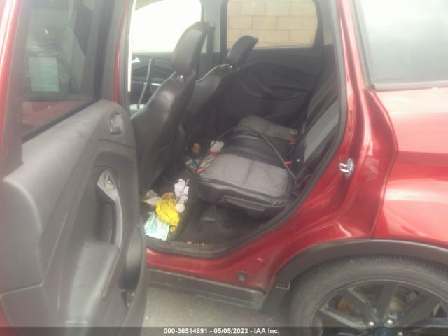 1FMCU0GD7JUA04577 Ford ESCAPE SE