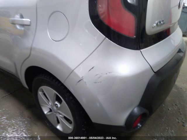 KNDJN2A21E7701887 KIA Soul Base
