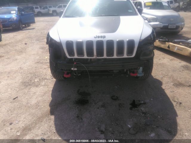 1C4PJMBS6FW758819 Jeep Cherokee Trailhawk