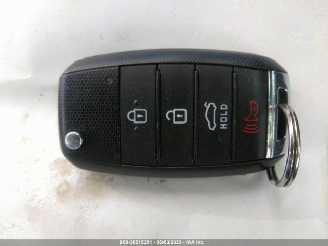 KNAGT4L3XG5111894 KIA Optima Lx