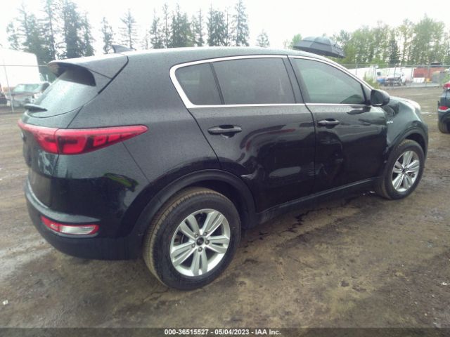 KNDPMCAC2J7380559 KIA Sportage Lx