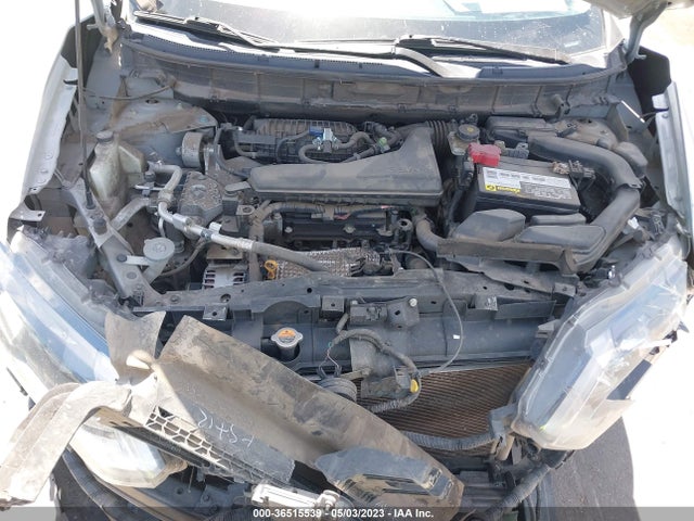 2018 NISSAN ROGUE S VIN: 5N1AT2MT1JC709639