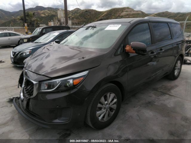 KNDMB5C11H6248165 KIA SEDONA LX