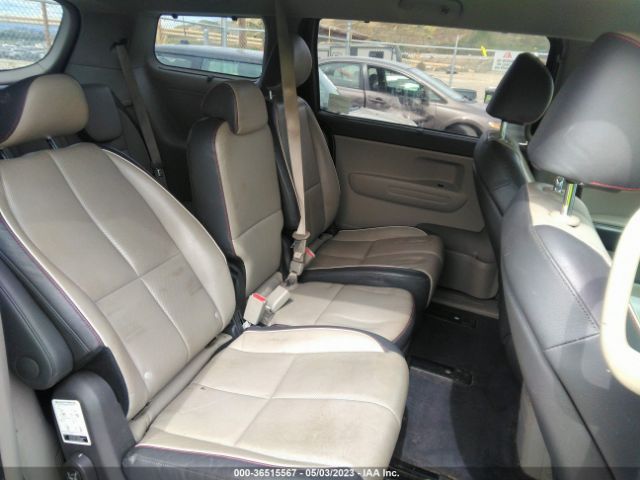 KNDMB5C11H6248165 KIA SEDONA LX