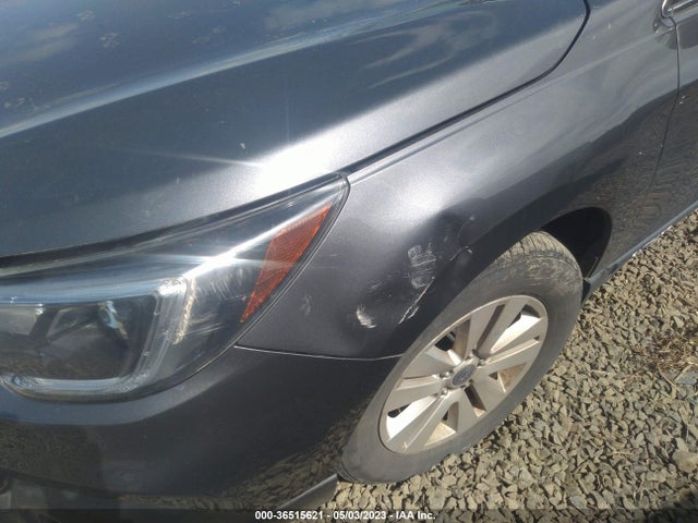 4S4BSAHC8K3288631 Subaru Outback Premium