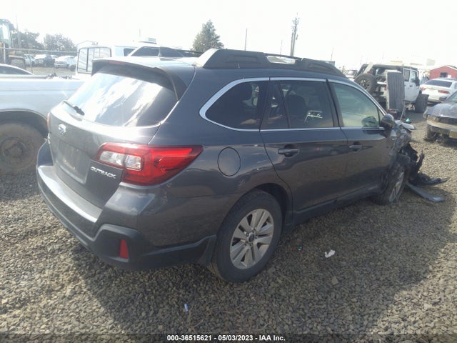 4S4BSAHC8K3288631 Subaru Outback Premium