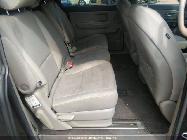 KNDMB5C19G6086624 KIA SEDONA LX