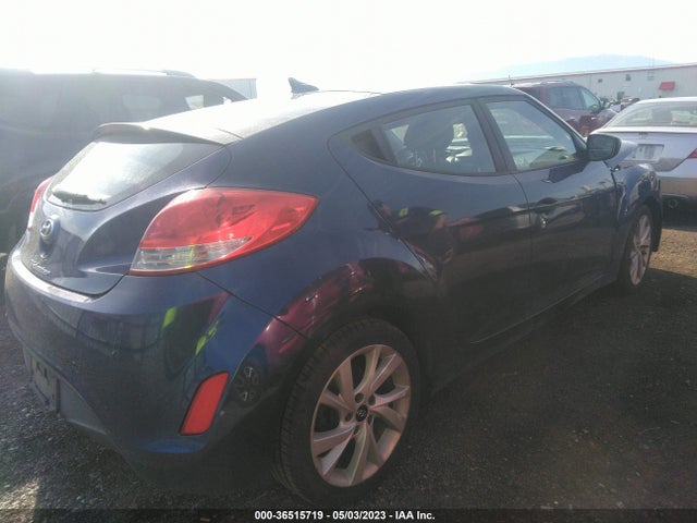 Hyundai VELOSTER 2016 KMHTC6AD6GU288209 Image 4