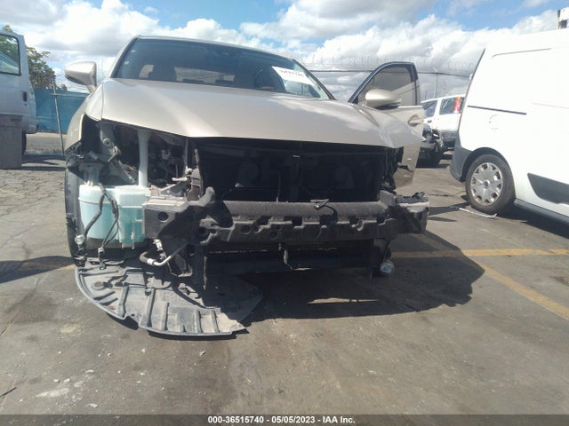JTHBW1GG8G2109724 Lexus Es 300h Hybrid