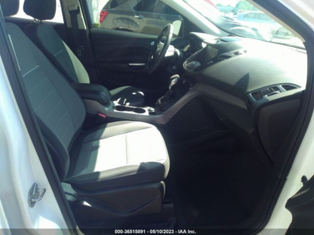 1FMCU0GX8EUD01292 Ford ESCAPE SE