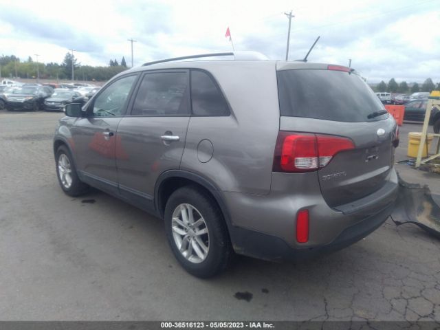 KIA SORENTO LX 2015 5XYKT4A68FG563035 Image 3