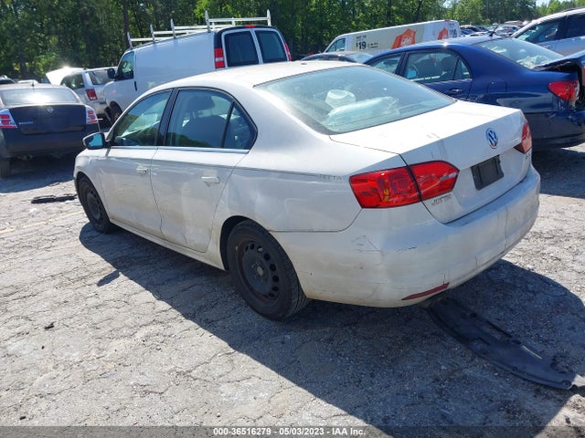 2013 VOLKSWAGEN JETTA SEDAN SE VIN: 3VWDP7AJ2DM434434