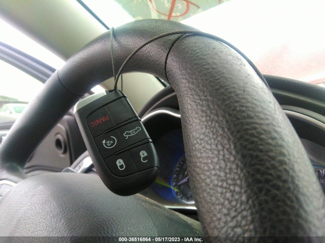 Chrysler 200 Limited 2015 1C3CCCAB1FN672333 Image 11