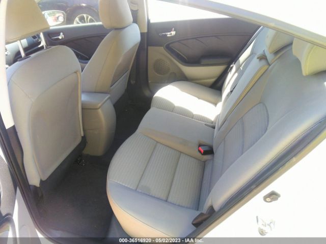 KNAFX4A66G5470639 KIA FORTE LX