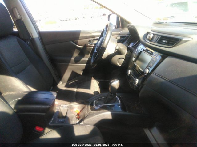 JN8AT2MV8JW347866 Nissan ROGUE SV