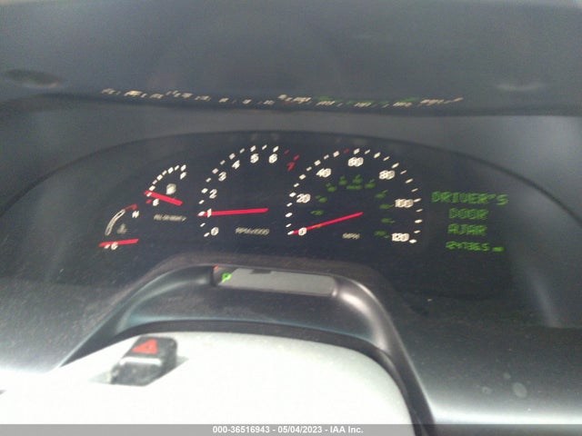 1999 LINCOLN CONTINENTAL VIN: 1LNHM97V2XY660156