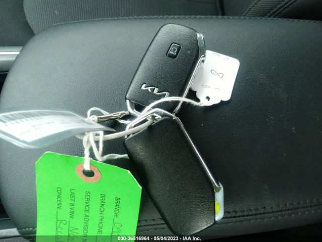 5XXG14J24NG113913 KIA K5 LXS