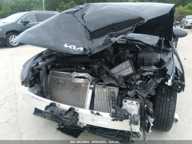 5XXG14J24NG113913 KIA K5 LXS