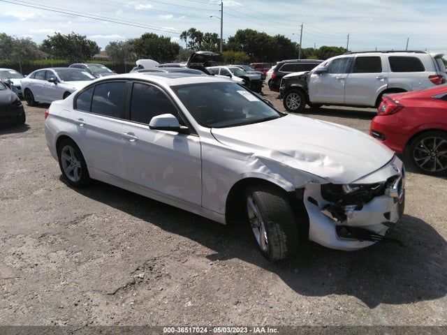 2015 WBA3B5G55FNS14383 main image
