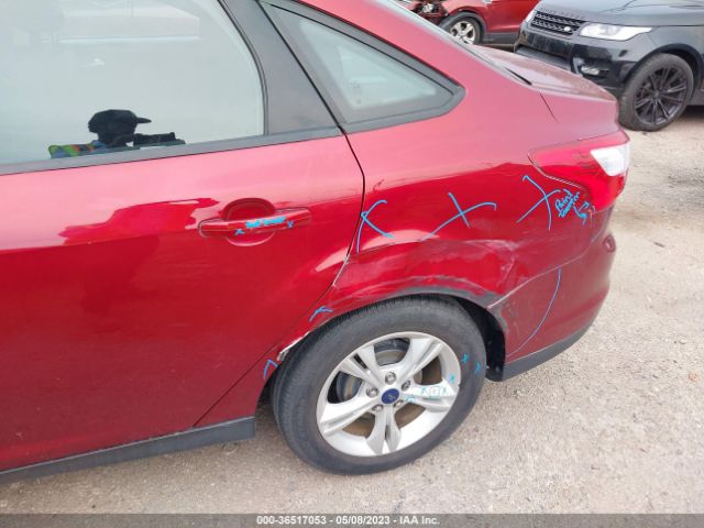 1FADP3F28EL406241 Ford FOCUS SE
